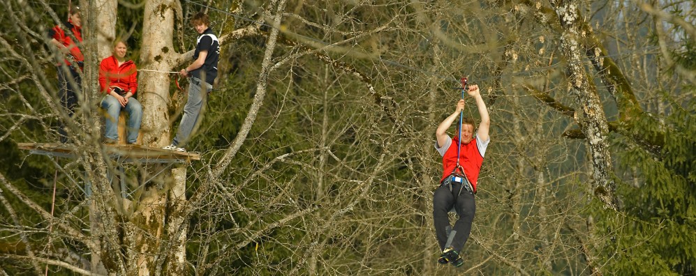 Flying Fox: insgesamt 800 Meter von Baum zu Baum